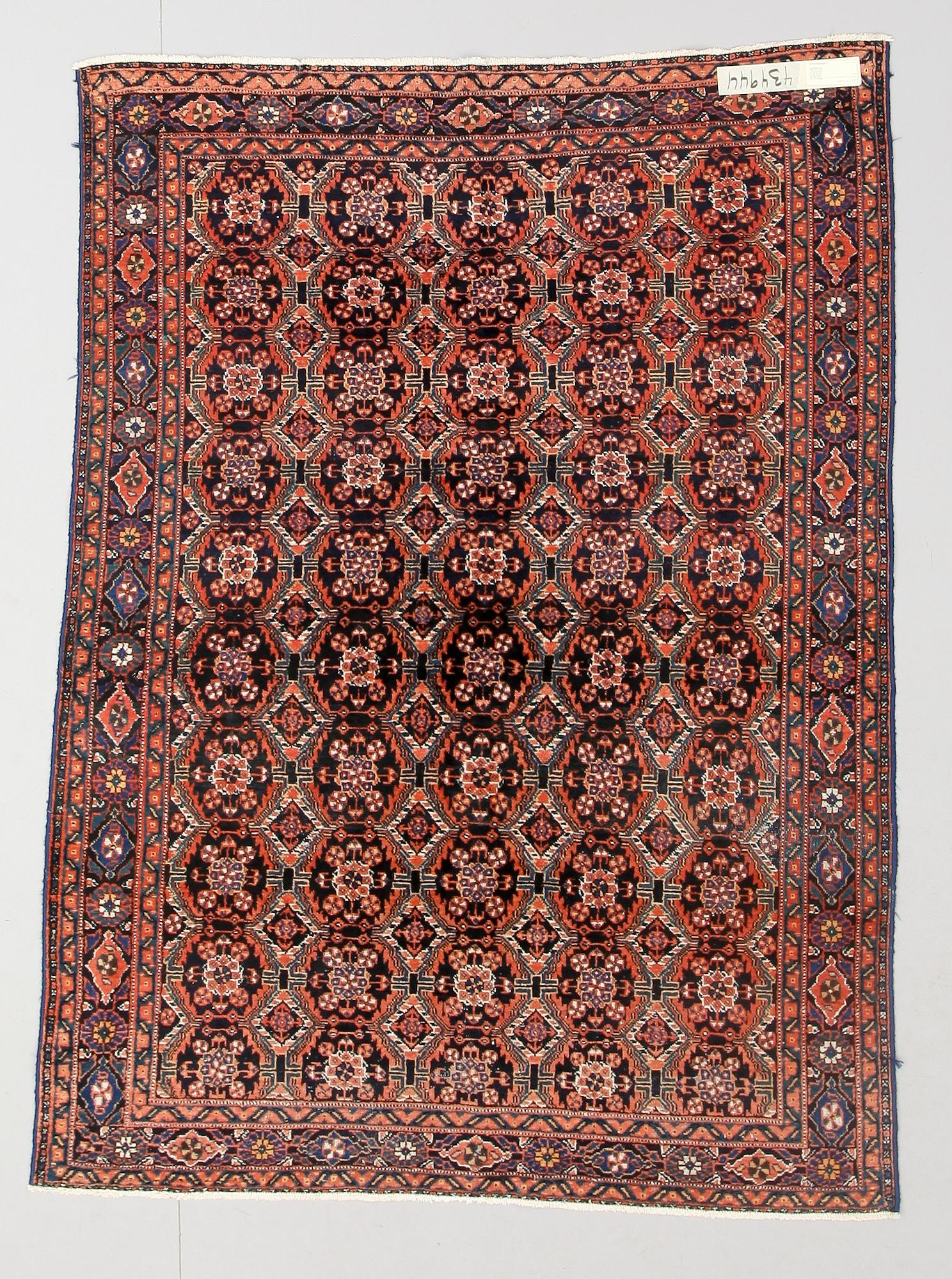 MATTA, orientalisk. 192 x 142 cm.