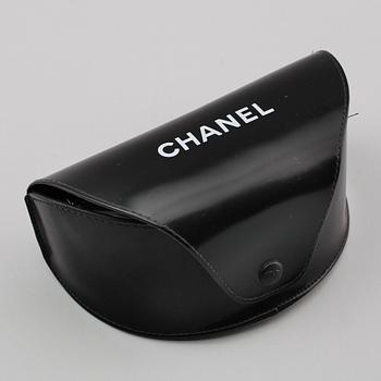 SOLGLASÖGON, Chanel.