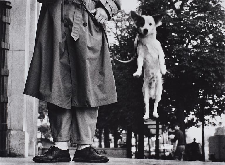 Elliott Erwitt, "Paris, France, 1989".