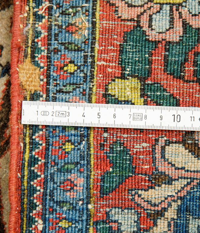 Matto, semi-antique Bakthiari, ca 200 x 138 cm.