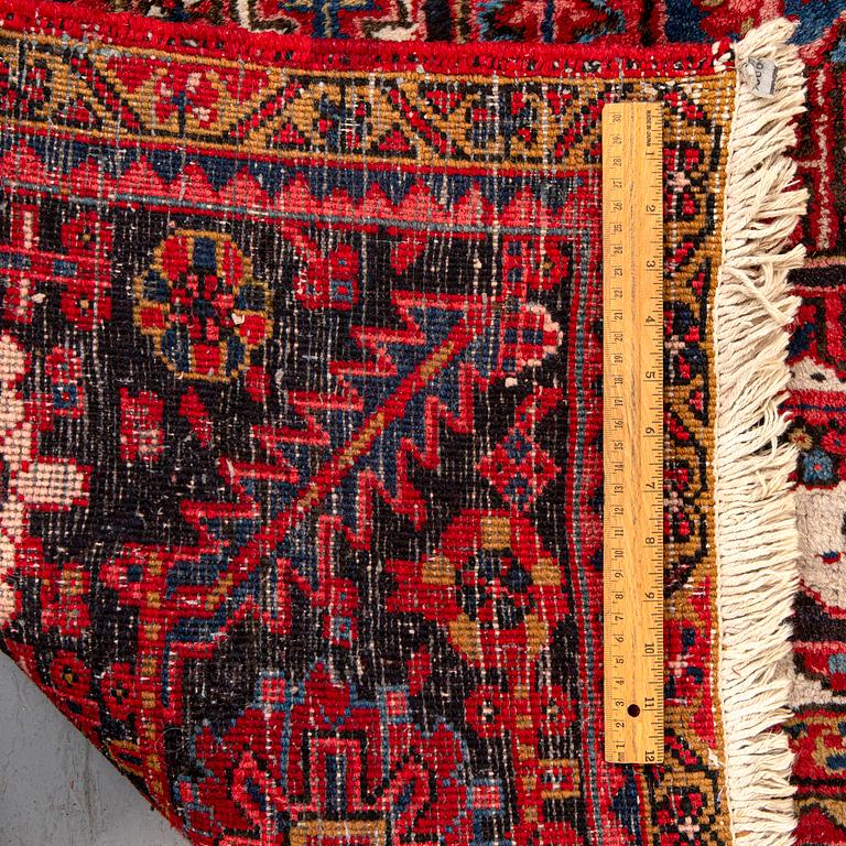 A semiantique Heris carpet 404x290 cm.