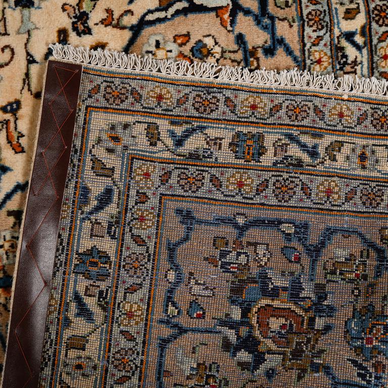 MATTA, Keshan, modern tillverkning, ca 338 x 244 cm.