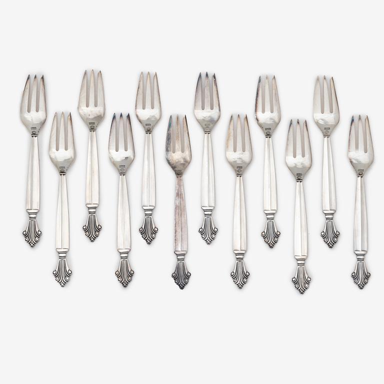 Twelve fruit/dessert forks, silver, Georg Jensen, Denmark, 1925-32.