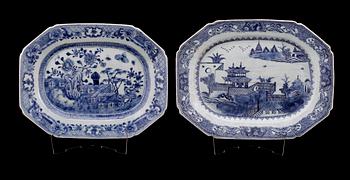 STEKFAT, 2 olika, porslin, Qianlong, Kina 1700-tal.