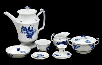 KAFFESERVIS, 38 delar, porslin. Blå Blomst. Royal Copenhagen.