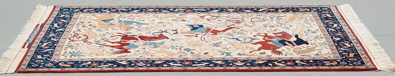 MATTA, semiantik Isfahan, Seirafian, ca 169 x 108 cm (samt ett slätvävt parti på båda kortsidorna).