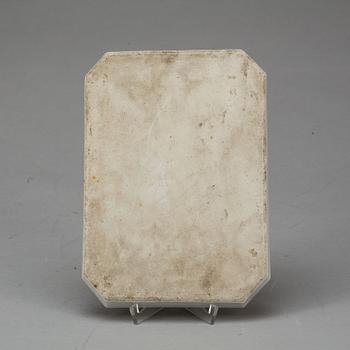 BRICKA, porslin, Kina, 1800/1900-tal.