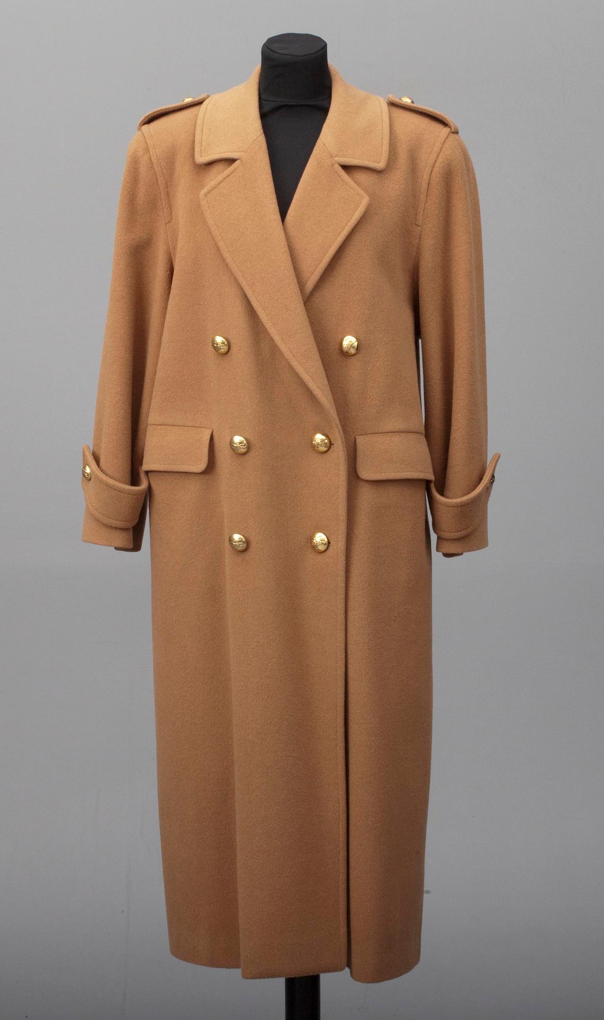 DAMULSTER, Burberry.