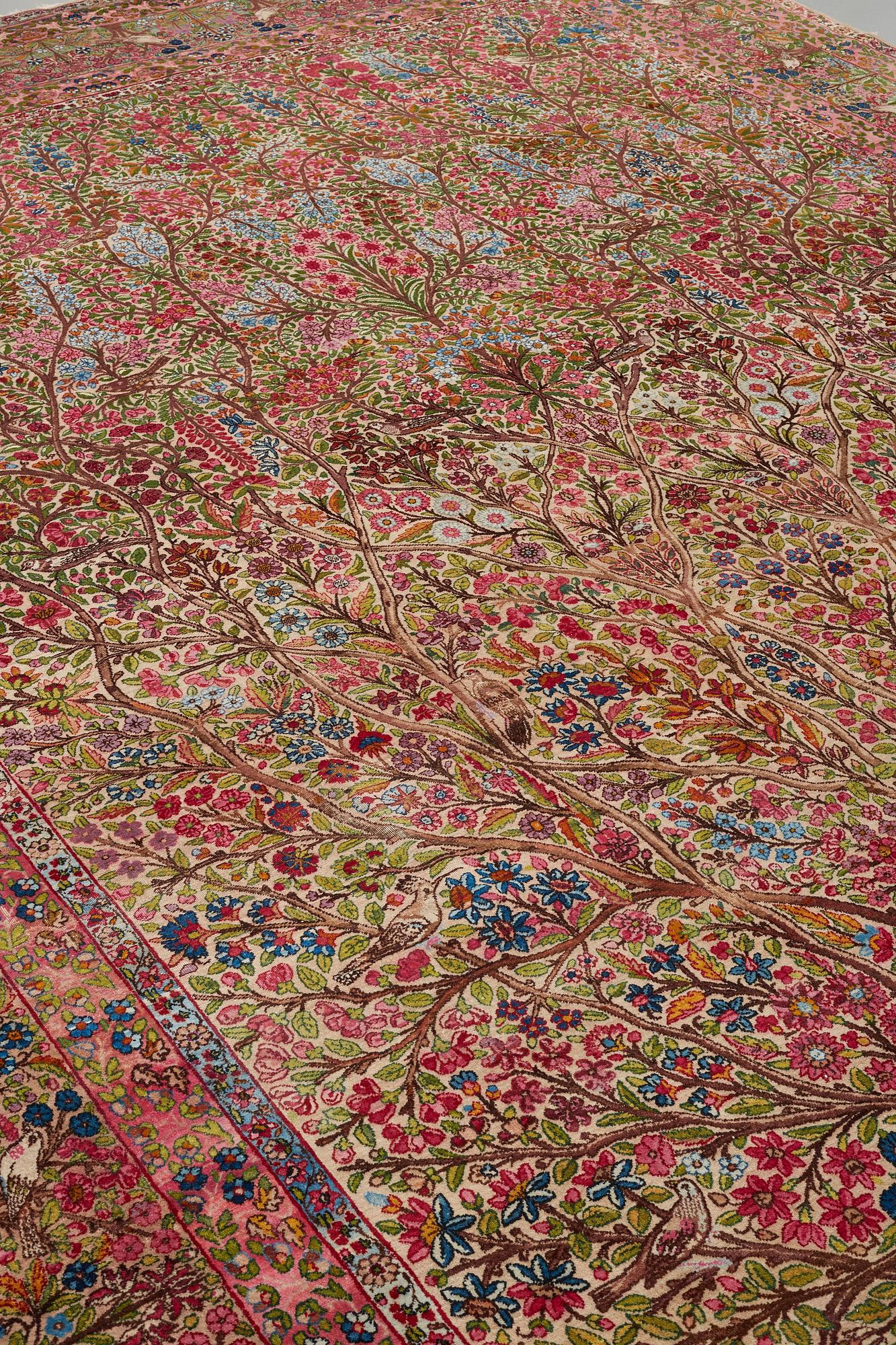 MATTA, semiantik Kirman, ca 479 x 317 cm.