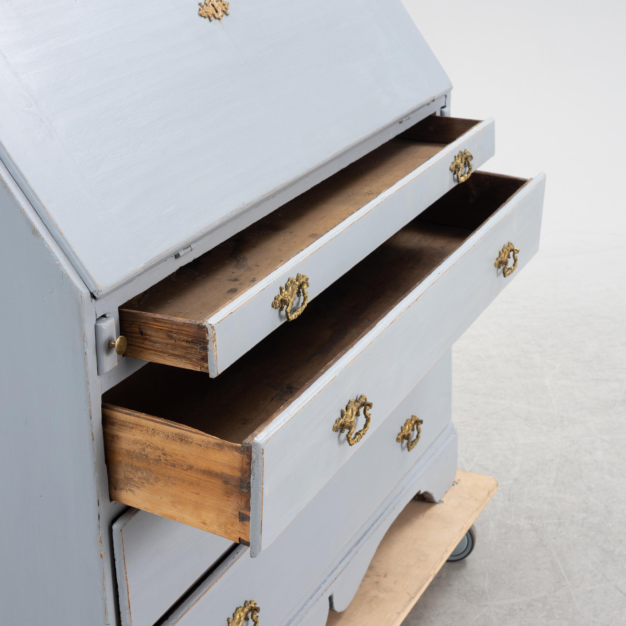 An early 19th century secretaire.