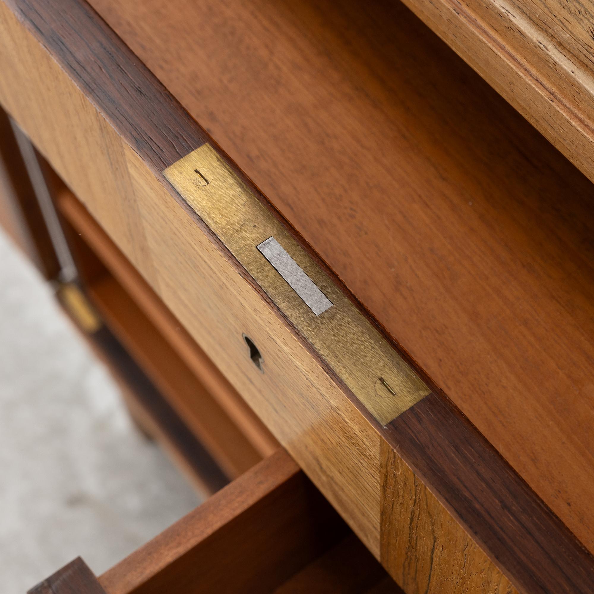 Carl Malmsten, skåp, variant av "Mittens Rike".