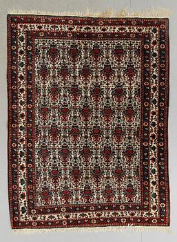MATTA, orientalisk. Ca 200 x 154 cm.