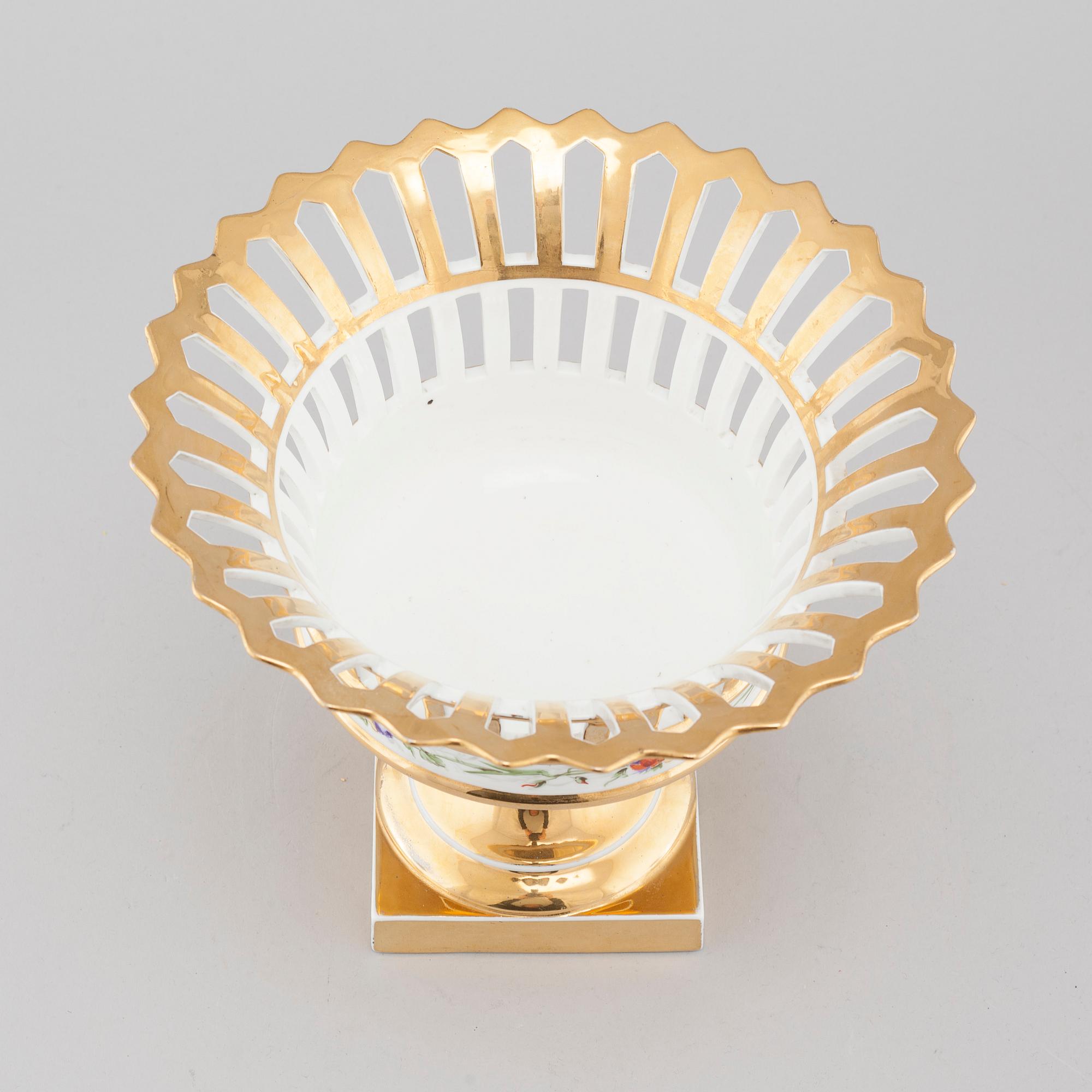 GALLERSKÅL, porslin, Rörstrand, omkring sekelskiftet 1900.