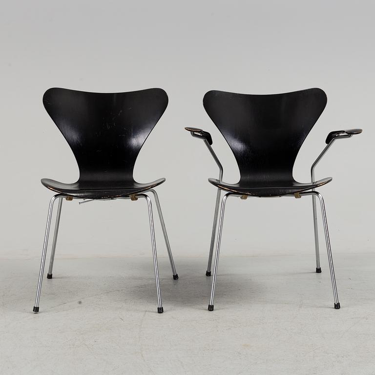 ARNE JACOBSEN, karmstol och stol, "Sjuan", Fritz Hansen, 1965-7.