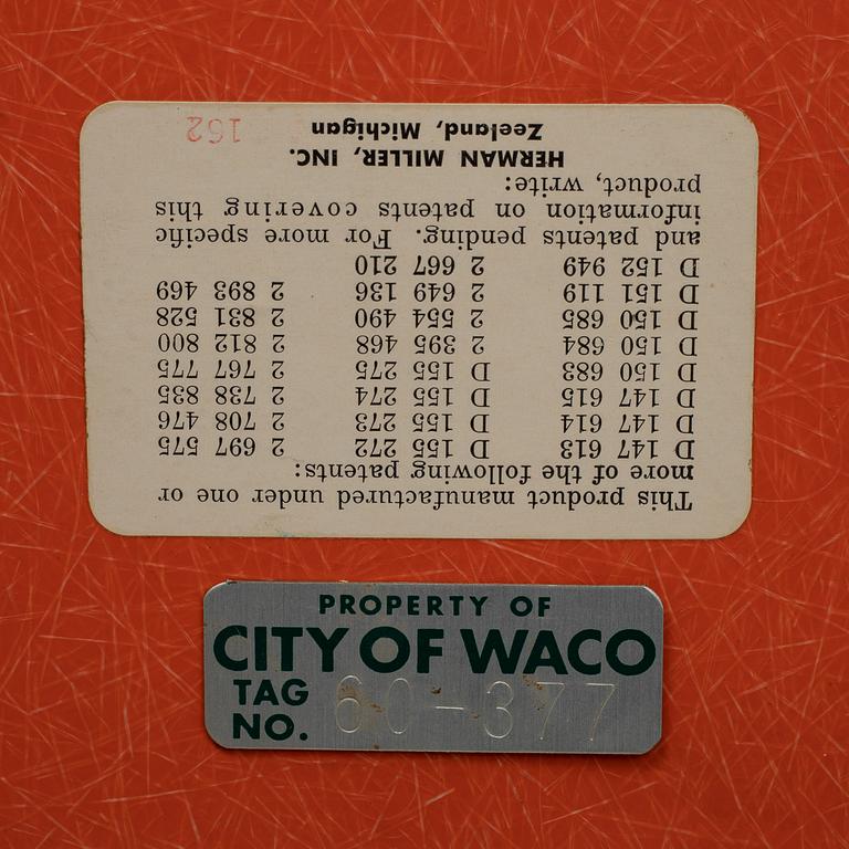 Charles and Ray Eames, A pair of 'DSS' chairs for Herman Miller, second half of the 20th-century.