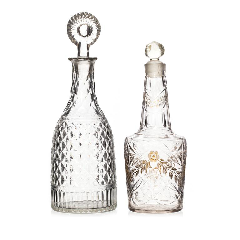 KARAFFER, ett par, glas, 17/1800-tal.