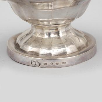 KANNA, silver, Gustaf Möllenborg, Stockholm 1838, vikt ca 290 g.