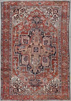 MATTA, Antik/semiantik, Heris. Ca 410x280 cm.