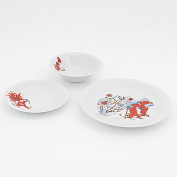 Aina Stenberg, servis, 24 delar, porslin, "Tomtejul", Rörstrand.