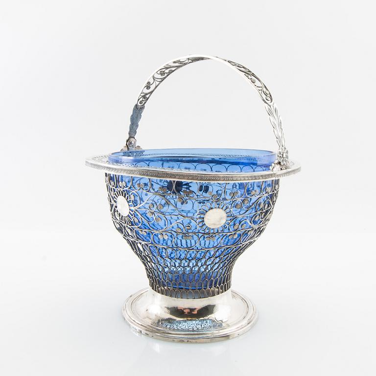 Bowl, Johan Martin Schott, Frankfurt am Main, (active 1815-1822), possibly, filigree work silver.