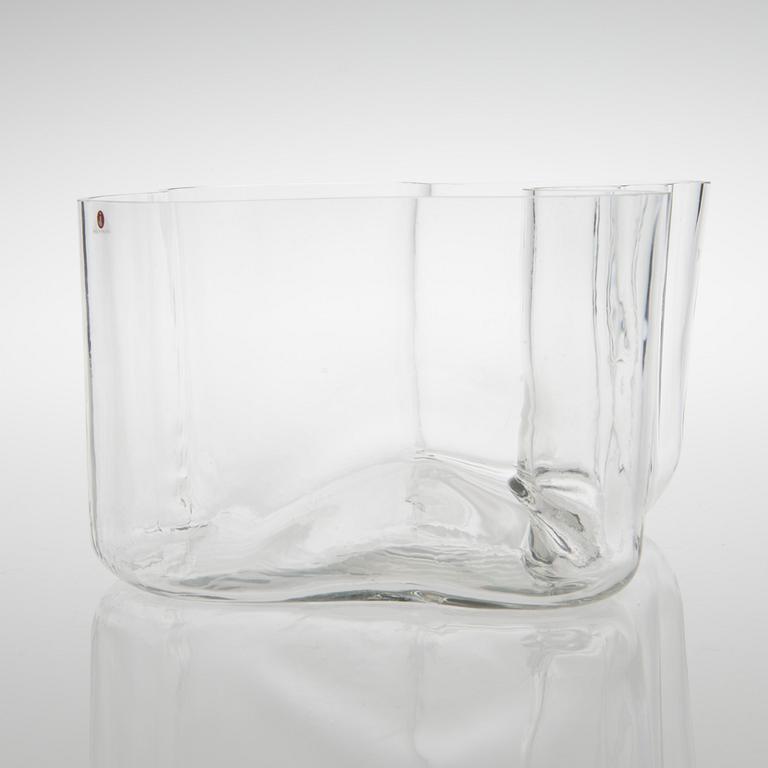 A vase signed Alvar Aalto -3030, manufactured by Iittala in the 1950/60s.