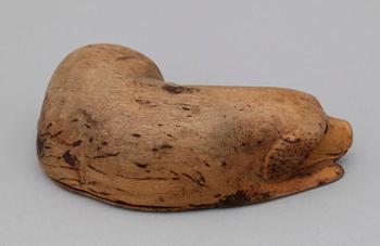 SNUSHUND, trä, 1800-tal.