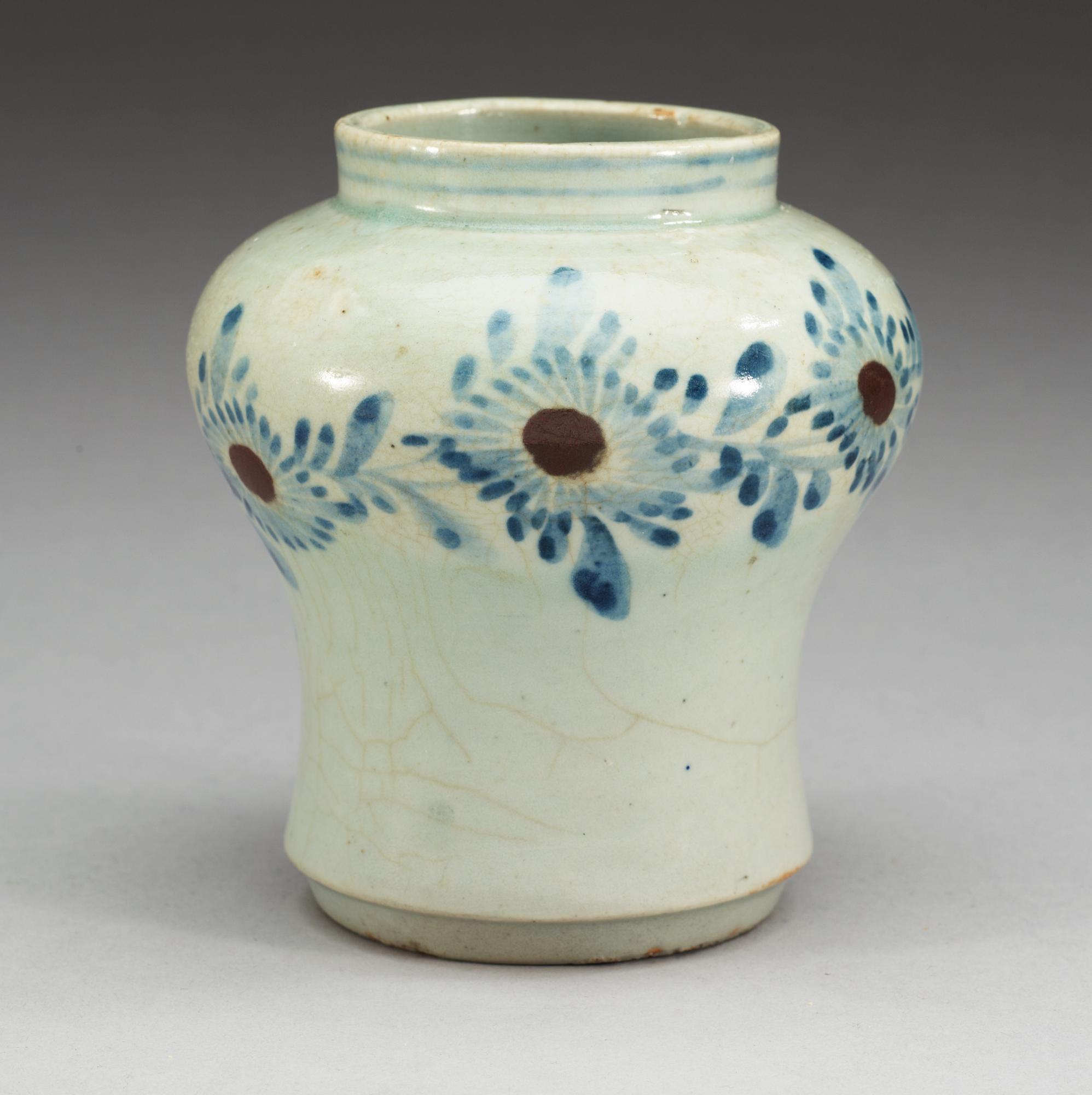 VAS, porslin. Korea, 1800-tal.