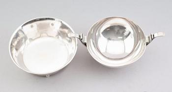 SKÅLAR, 2 st, silver, bl a Borgila, 1930-/40-tal. Vikt ca 300 gram.
