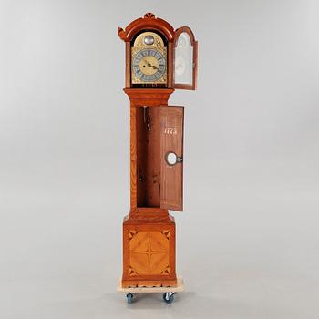 A grandfather clock, around the turn of the century 1800.