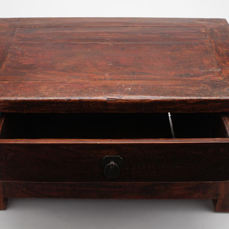 SKÅP/LÅDPALL, sydostasien, 1900-tal.