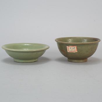 Five ceramic bowls, Yuan/Ming dynasty.