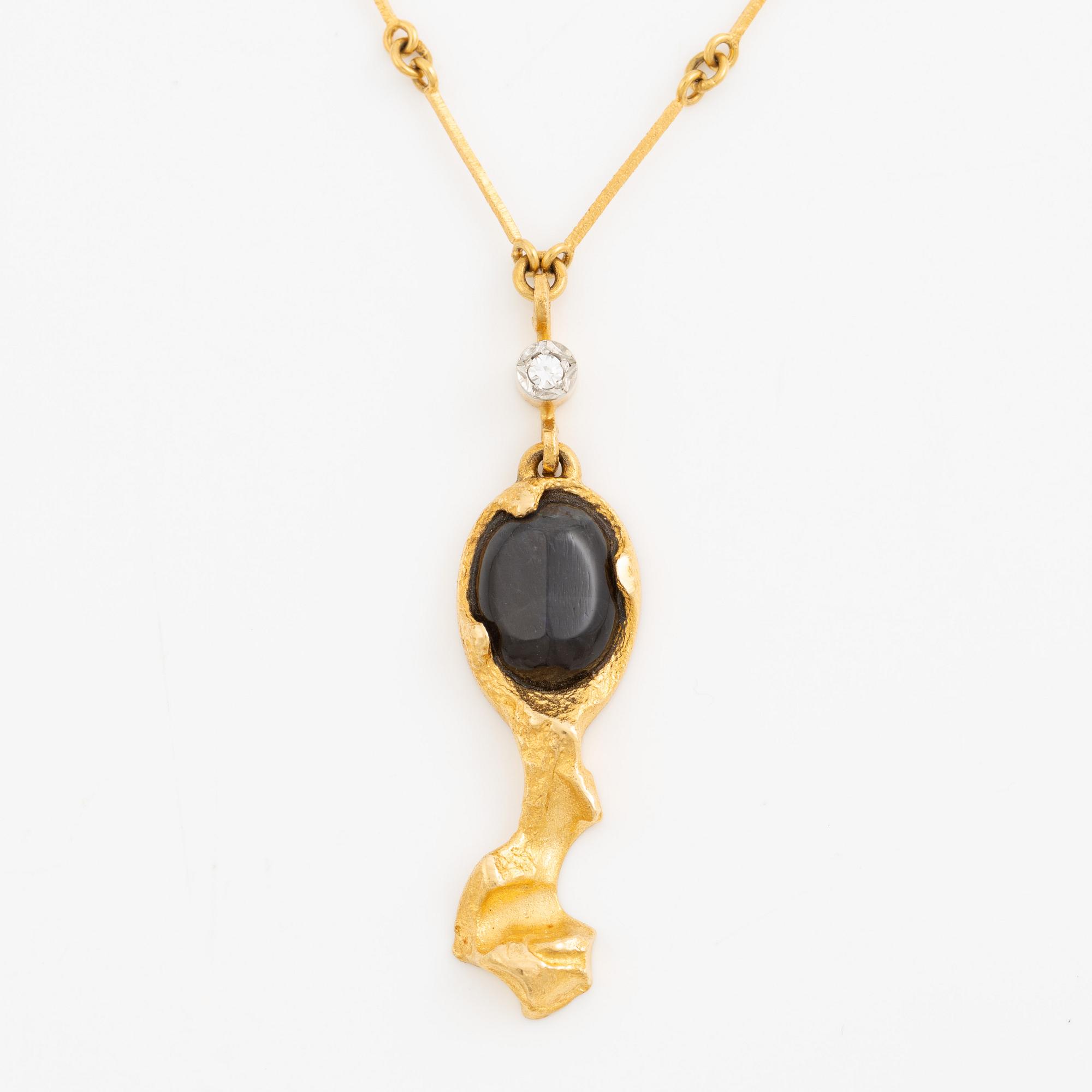 Björn Weckström, necklace "Hindam", 18K gold with spectrolite and octagon-cut diamond. Lapponia 1978.