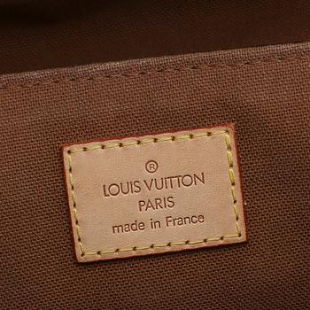 VÄSKA, Louis Vuitton.