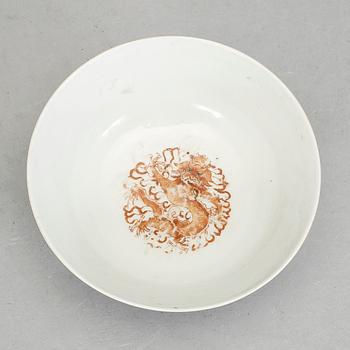 SKÅL, porslin, sen Qing dynasti, med Guangxus sex karaktärers märke.