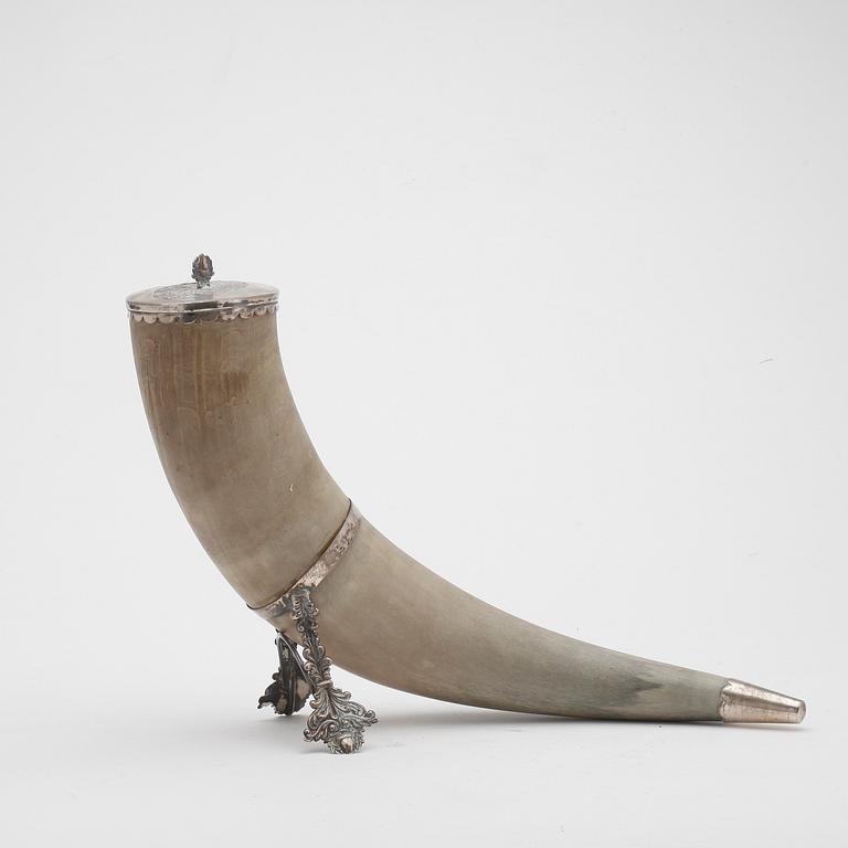 DRYCKESHORN, ett par, 1900-talets första hälft.