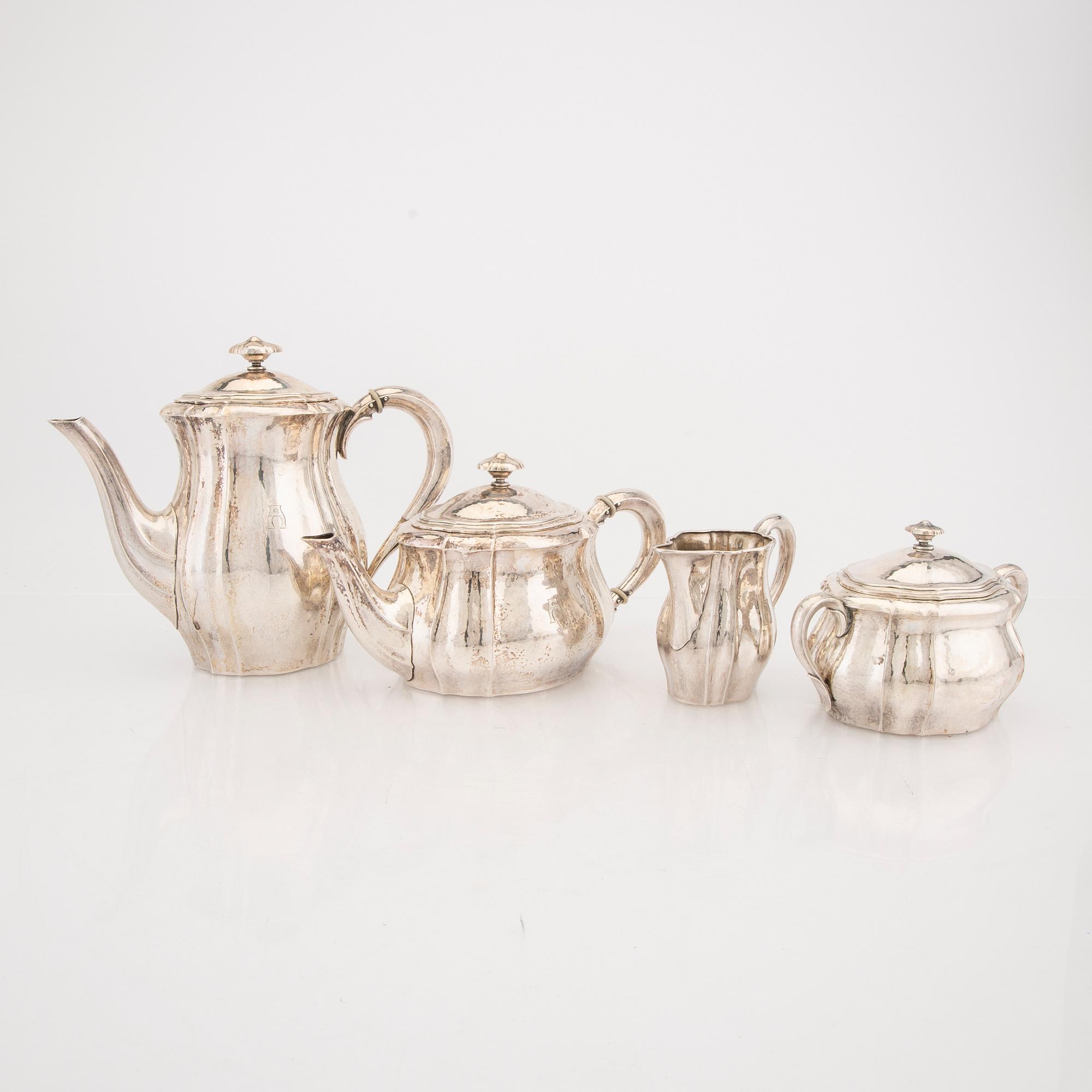 L Berth  kaffe och teservis 4 dlr silver Danmark 1900-talets första hälft.