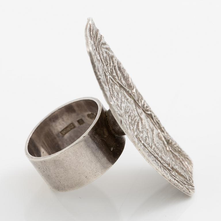 Ring and bracelet, silver, Waldemar Jonsson, blue for Stigbert.