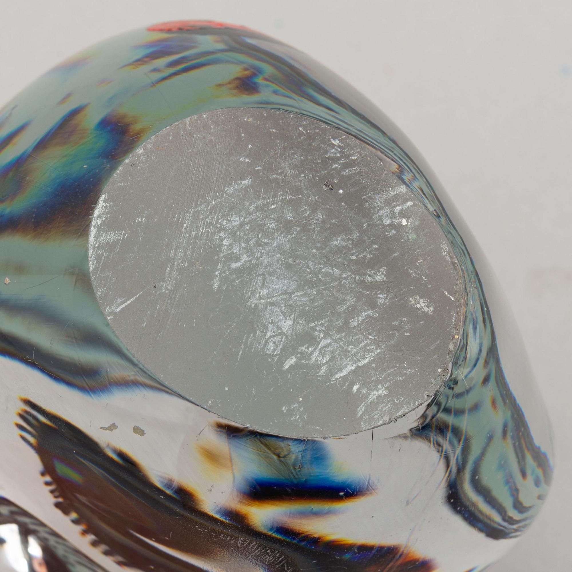 Ulrica Hydman-Vallien, a signed glass sculpture, Kosta Boda, 1998.