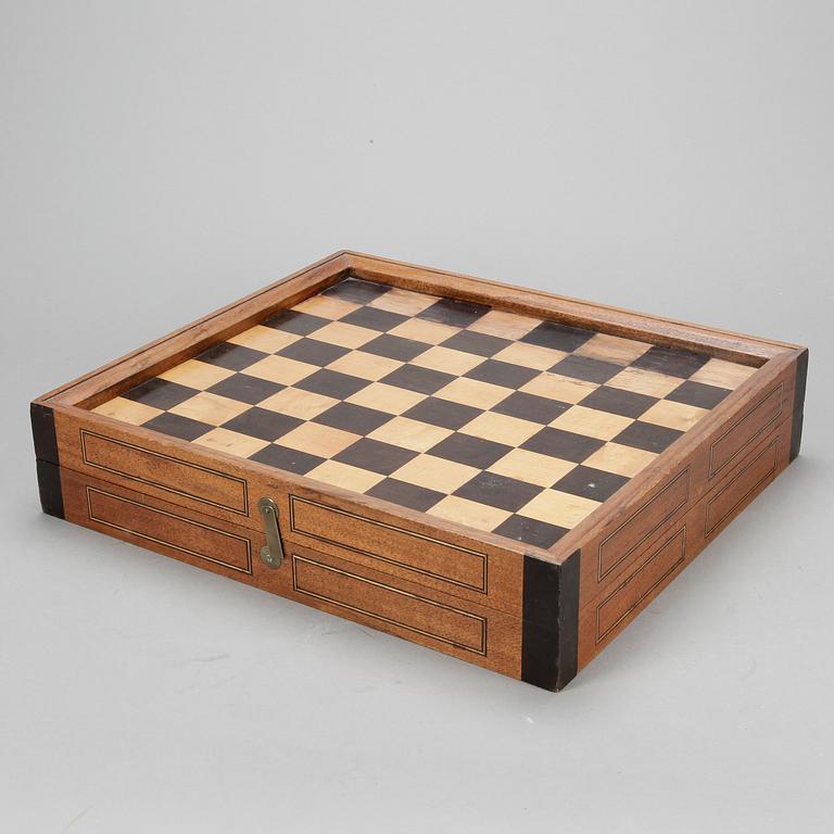 SCHACKSPEL/BACKGAMMON, trä, 1900-tal.