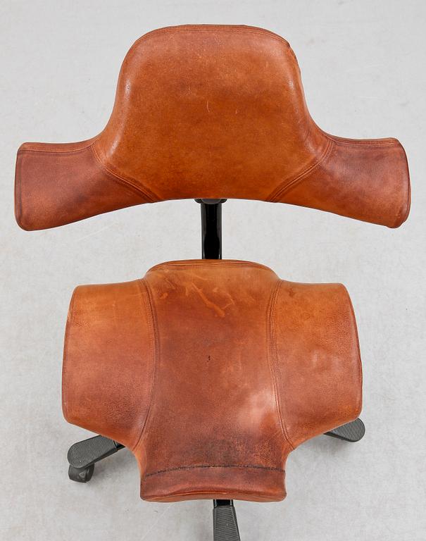 KONTORSSTOL, "Capisco 8006" Peter Opsvik, HÅG, Norge, formgiven 1984.