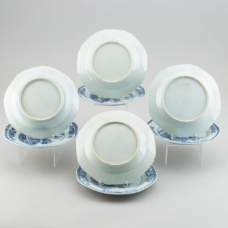 Eight blue and white export porcelain plates, Qing dynasty, Qianlong (1736-95).