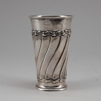 PARTI SILVER, 3 delar, bland annat CG Hallberg, Stockholm, 1895. Vikt ca 250 gram.