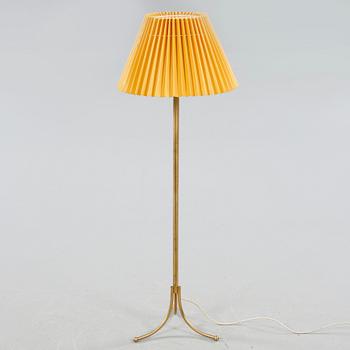 JOSEF FRANK, golvlampa, modell 2326,  Firma Svenskt Tenn, 1900-talets andra hälft.