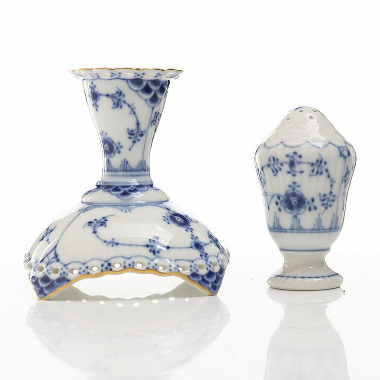 Dinner service, 45 pieces, porcelain, "Blue Fluted", Royal Copenhagen, Denmark.