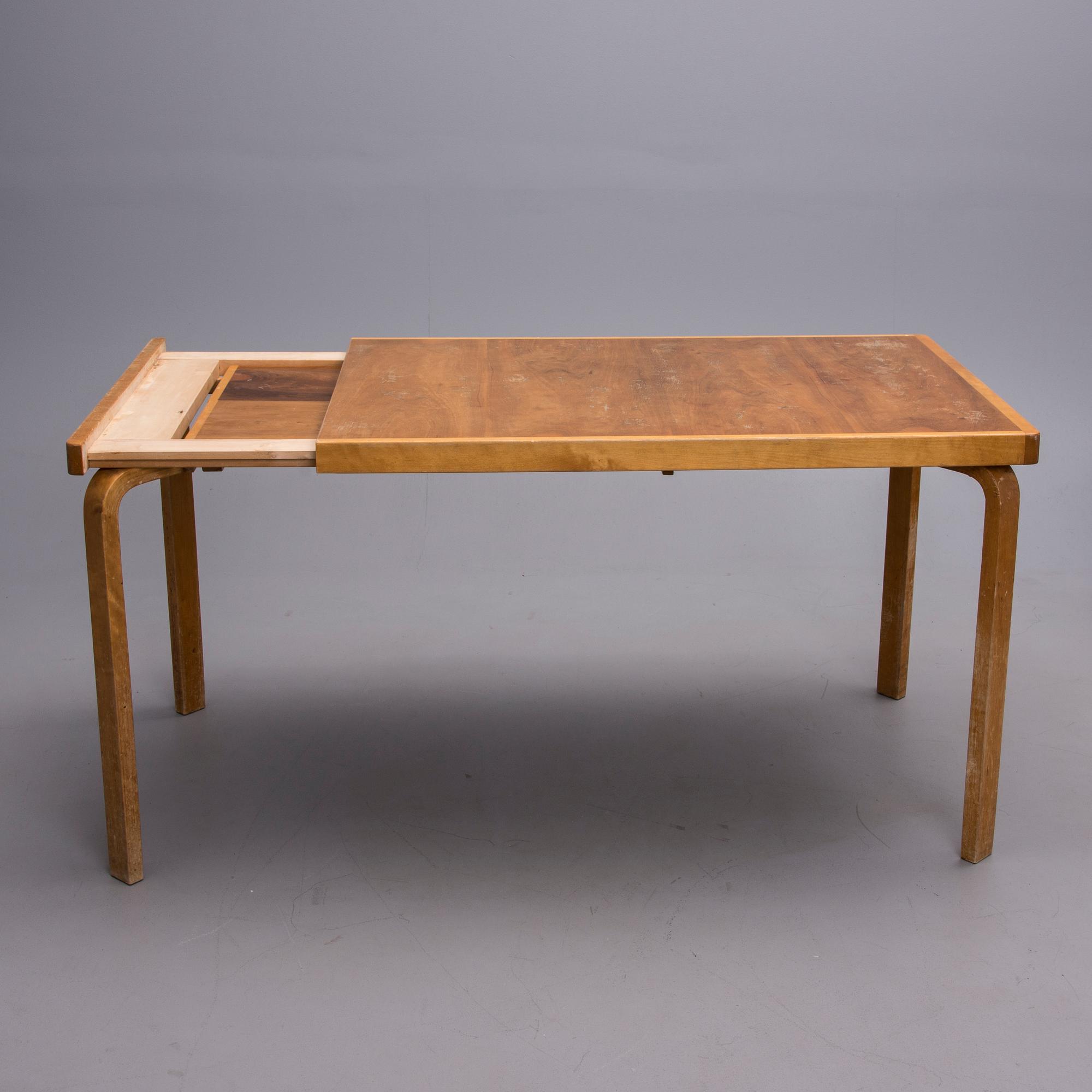 MATBORD och STOLAR, 4 st, Alvar Aalto, 1900-talets mitt.