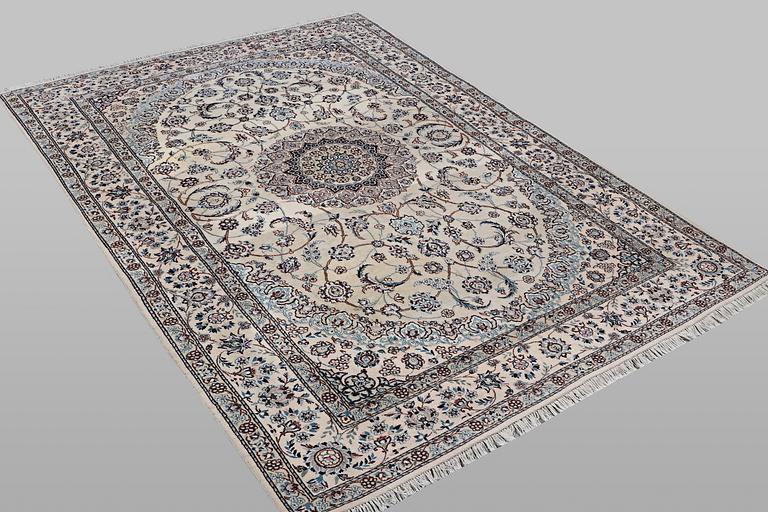 Matta, Nain, part silk, 9 laa, ca 302 x 203 cm.