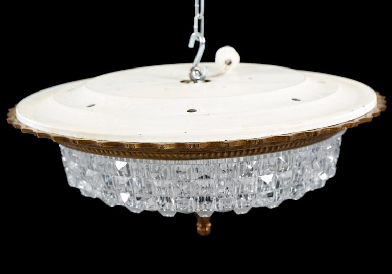 A BOHEMIA CEILING LAMP, 20 TH CENTURY.