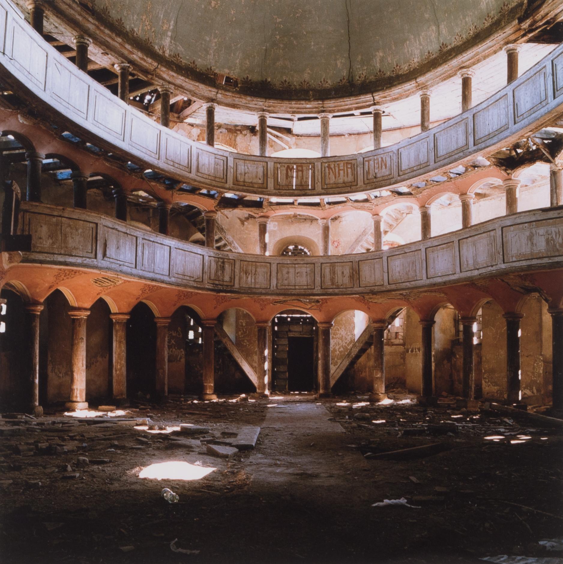 Jeanne Fredac, photograph, signed and dated 2013, numbered 87/100.