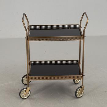SERVERINGSVAGN, 1900-talets andra hälft.