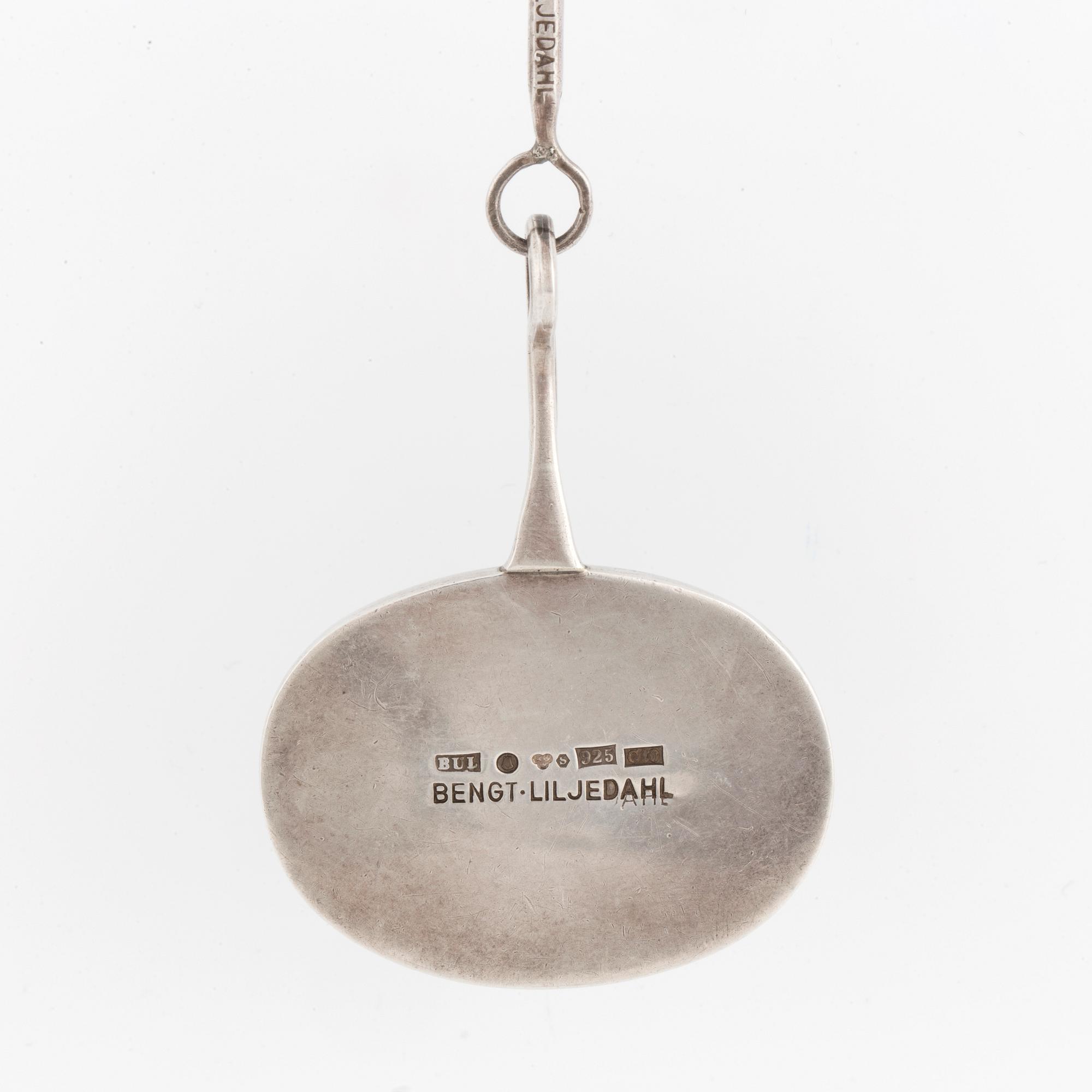 BENGT LILJEDAHL, Necklace, sterlingsilver with green stone.